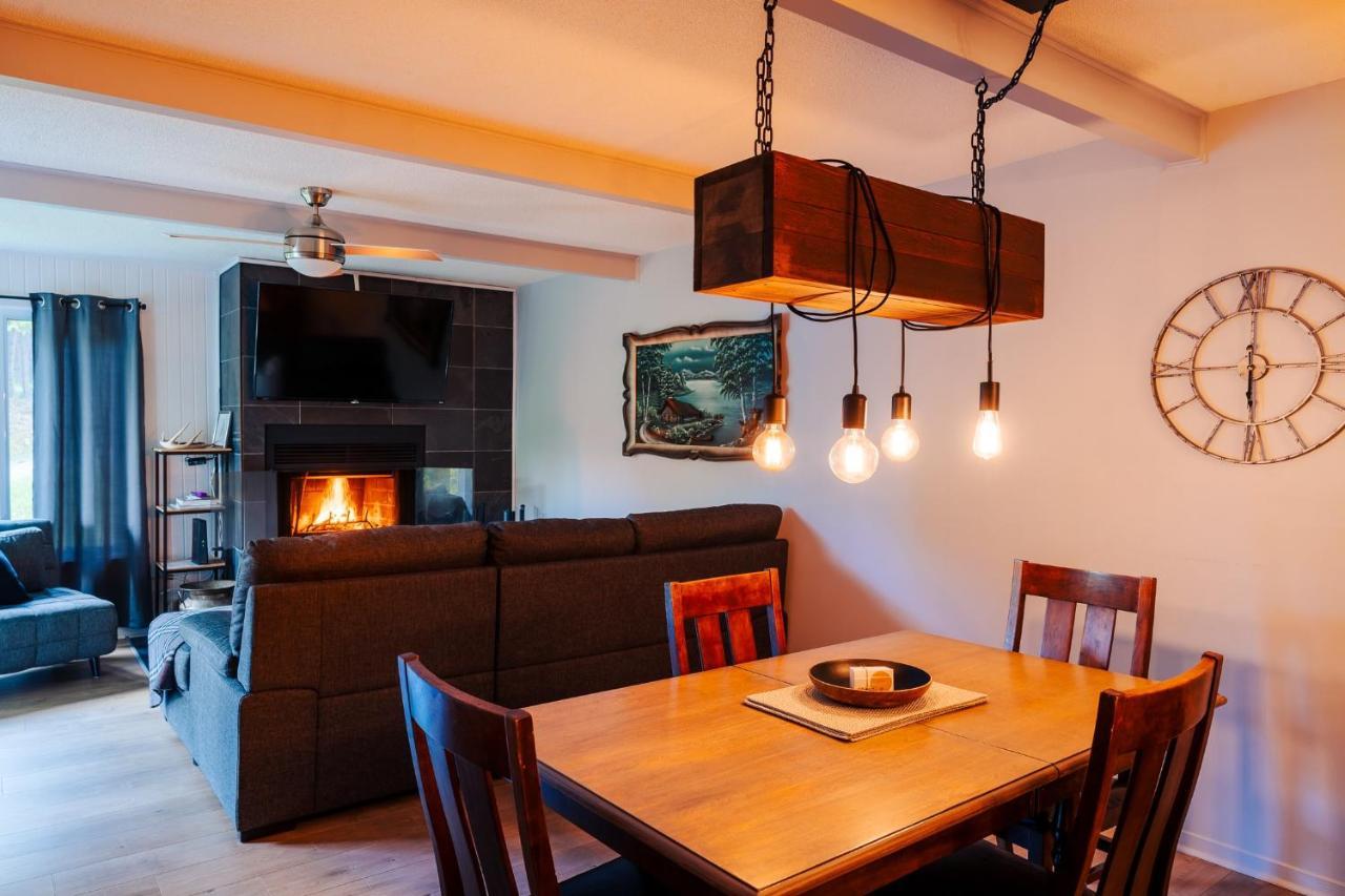 Holiday home Magnifique Pres Du Tremblant Mont-Tremblant